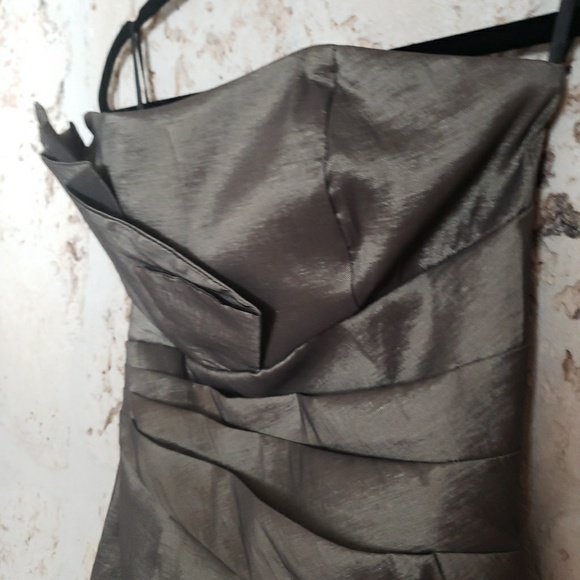 {Jessica McClintock} Elegant Straplesss Dress - Picture 3 of 6